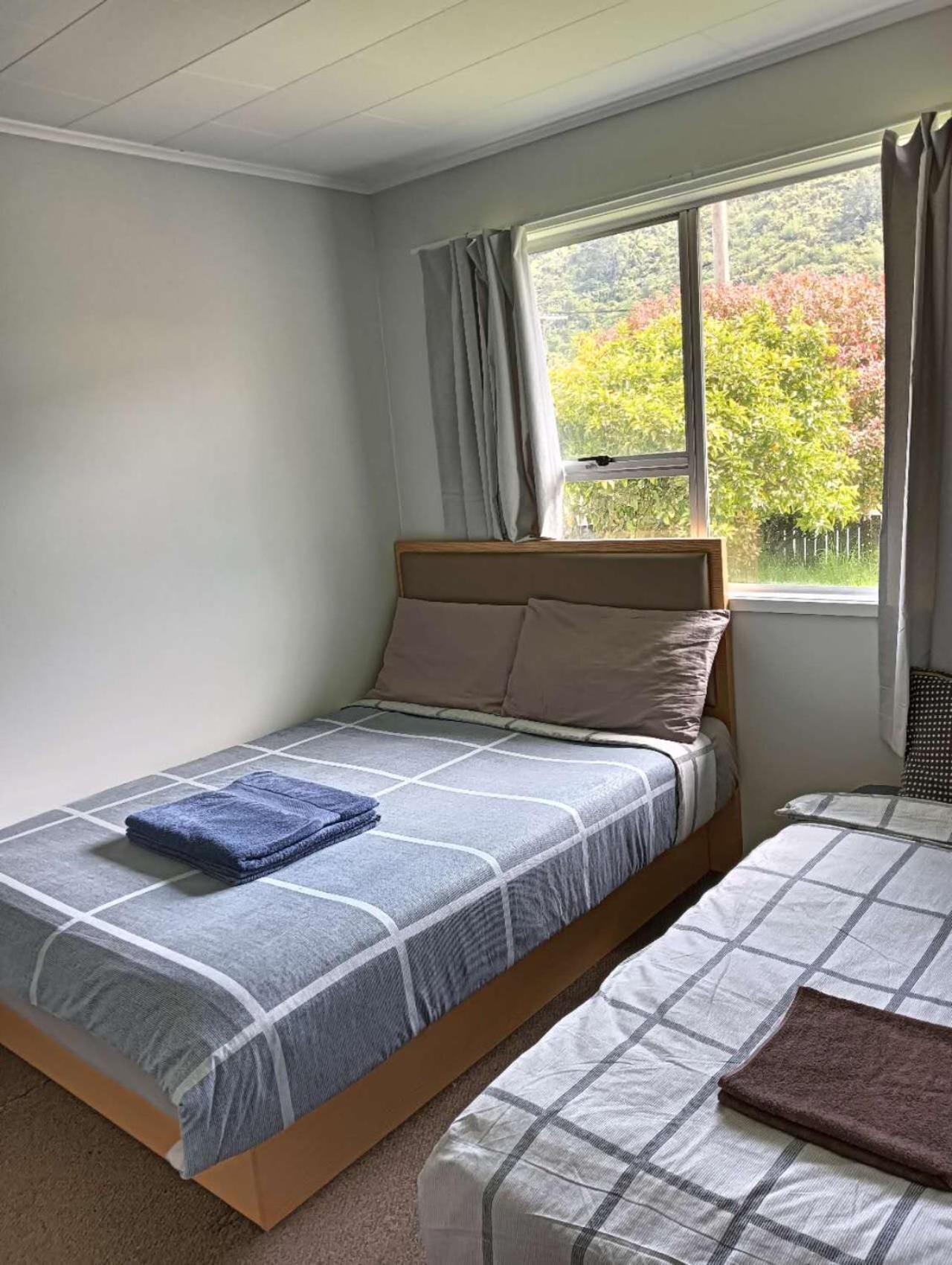 Three-Bedroom House A At 23 Mallard Drive, Selwyn Heights Rotorua Exterior foto