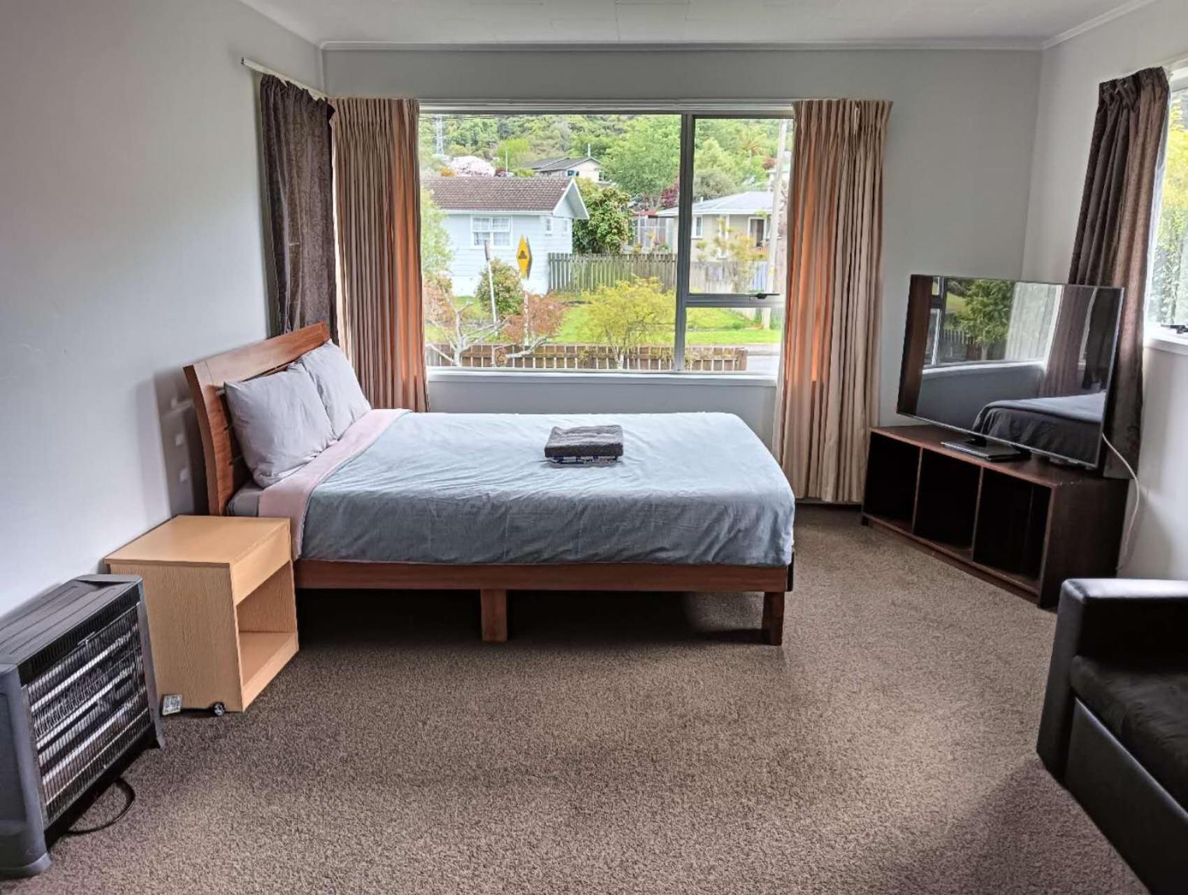 Three-Bedroom House A At 23 Mallard Drive, Selwyn Heights Rotorua Exterior foto